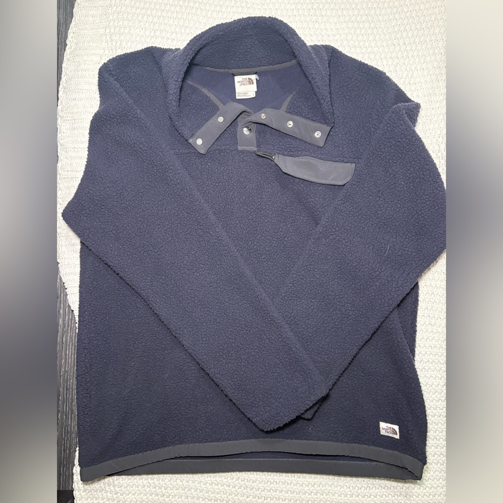 The North Face Men's Navy Blue Zip-Up Fleece Pullover